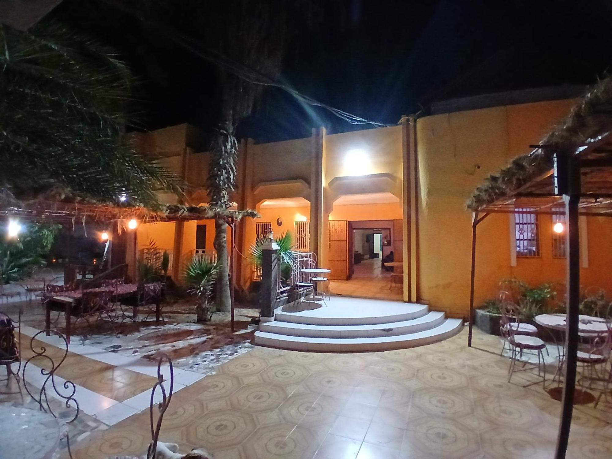 Auberge Triskell Nouakchott Bagian luar foto